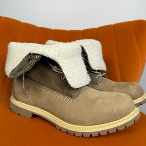 Timberland Beige and White Shearling Fold-Over Boots